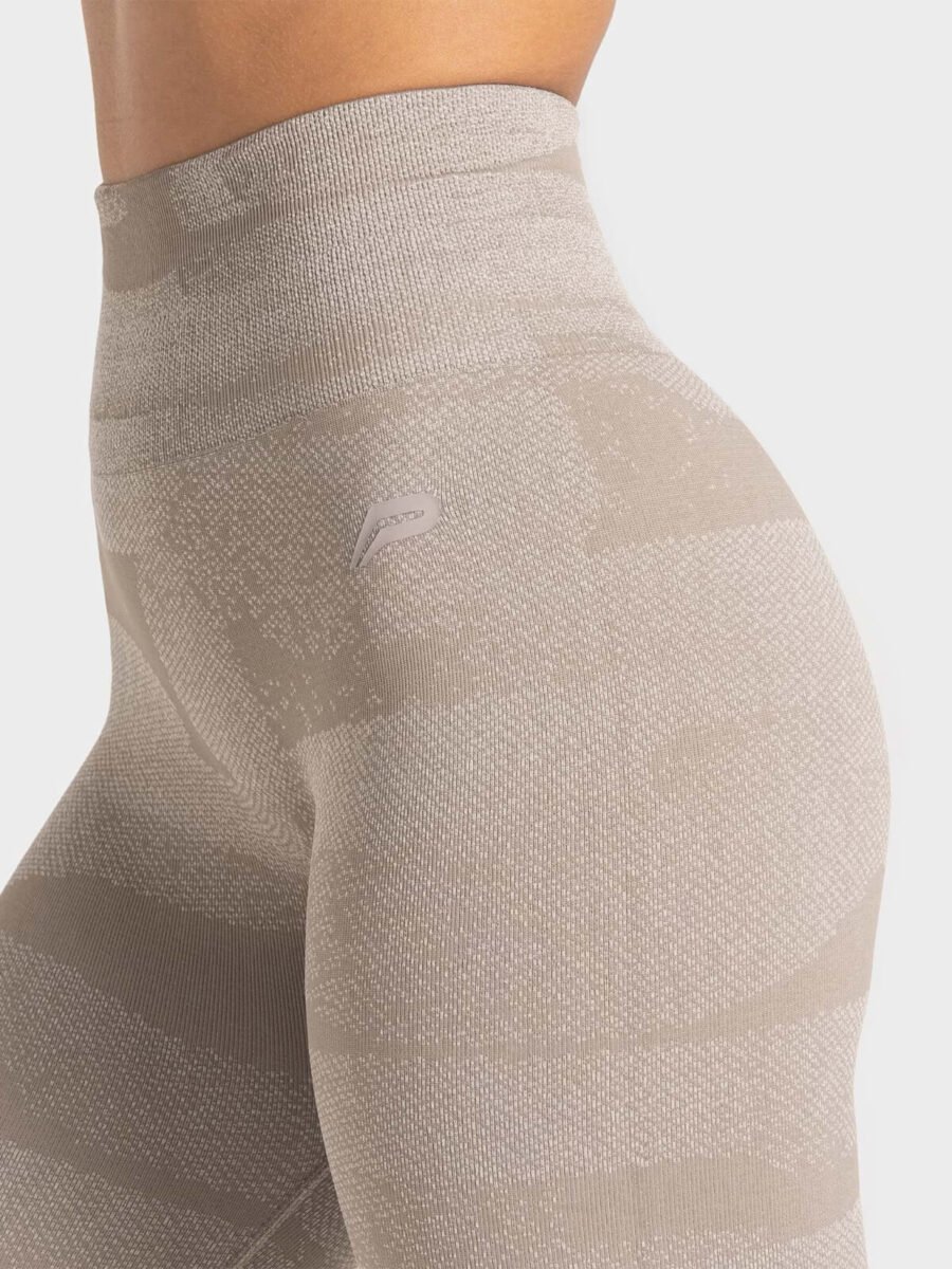 Boost Seamless Leggings - Image 3