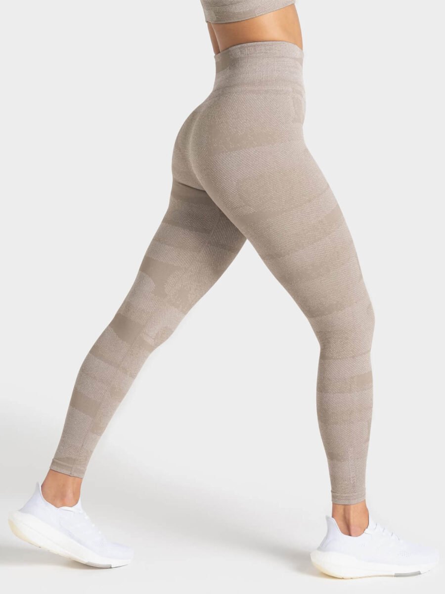 Boost Seamless Leggings - Image 4